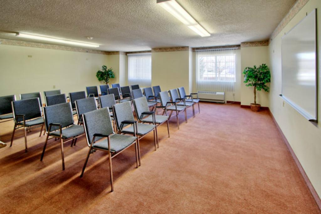 Western Skies Inn & Suites Los Lunas 外观 照片