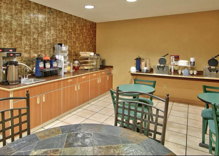 Western Skies Inn & Suites Los Lunas 外观 照片
